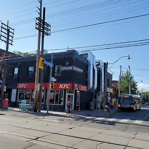 Hotel Casa, Toronto