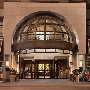 4* מלון The Yorkville Royal Sonesta