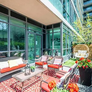 Luxury With Private Patio In Downtown Appartement
